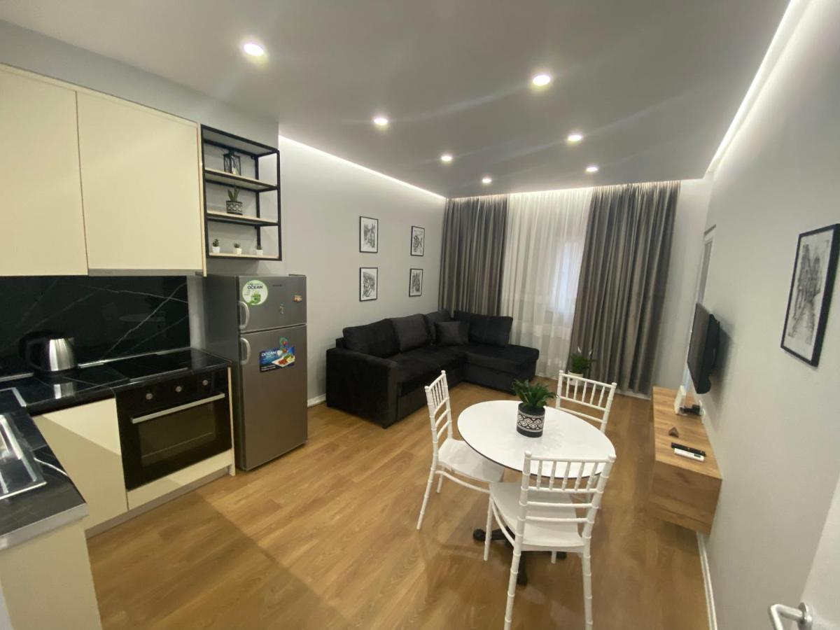 Franci'S Apartment No2 Τίρανα Εξωτερικό φωτογραφία
