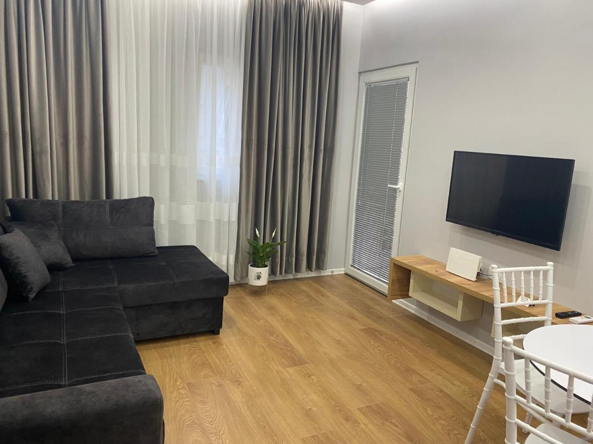 Franci'S Apartment No2 Τίρανα Εξωτερικό φωτογραφία